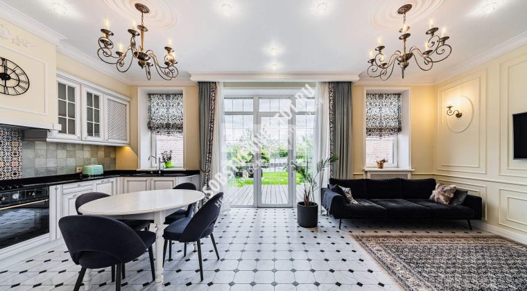 Объявление Дом, 150м2, 3 эт, 3 сот.