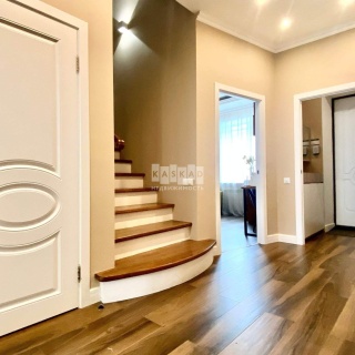 Объявление Дом, 135м2, 3 эт, 1.54 сот.