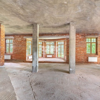 Объявление Дом, 600м2, 2 эт, 20 сот.