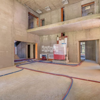 Объявление Дом, 1000м2, 3 эт, 33 сот.