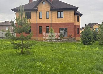 Объявление Дом, 300 м², 3 эт., 15 сот.