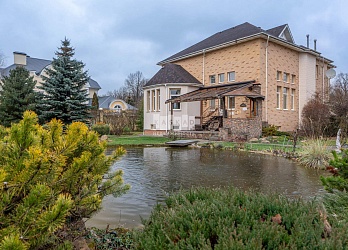 Объявление Дом, 500&nbsp;м&sup2;, 2 эт., 18 сот.