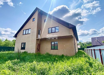 Объявление Дом, 200&nbsp;м&sup2;, 2 эт., 6 сот.