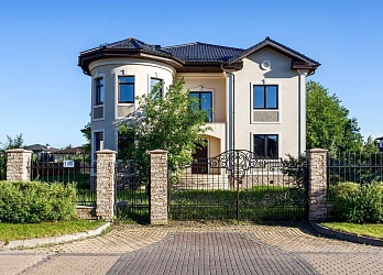 Объявление Дом, 380&nbsp;м&sup2;, 2 эт., 19 сот.