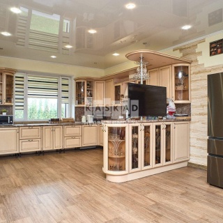 Объявление Дом, 280м2, 2 эт, 12 сот.