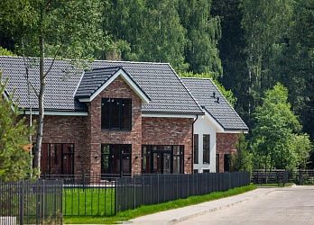 Объявление Дом, 230&nbsp;м&sup2;, 2 эт., 6 сот.