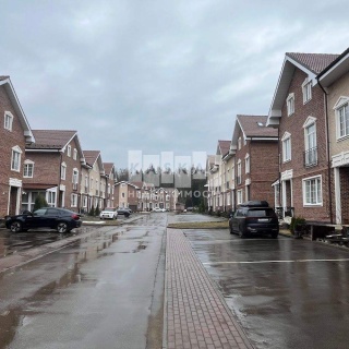 Объявление Дом, 115м2, 3 эт, 1 сот.