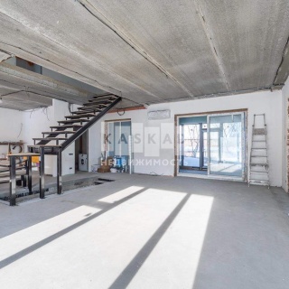 Объявление Дом, 450м2, 3 эт, 16 сот.