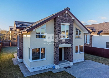 Объявление Дом, 220&nbsp;м&sup2;, 2 эт., 7.5 сот.