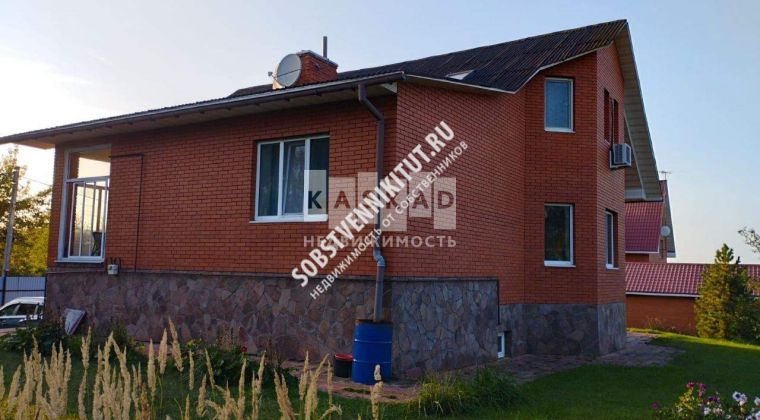 Объявление Дом, 250м2, 3 эт, 15 сот.