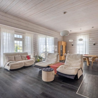 Объявление Дом, 400м2, 2 эт, 20 сот.