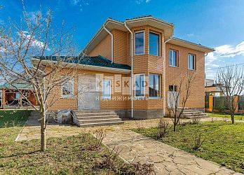 Объявление Дом, 200&nbsp;м&sup2;, 2 эт., 10 сот.