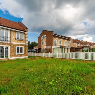 Объявление Дом, 130м2, 3 эт, 3 сот.