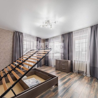 Объявление Дом, 280м2, 2 эт, 10 сот.