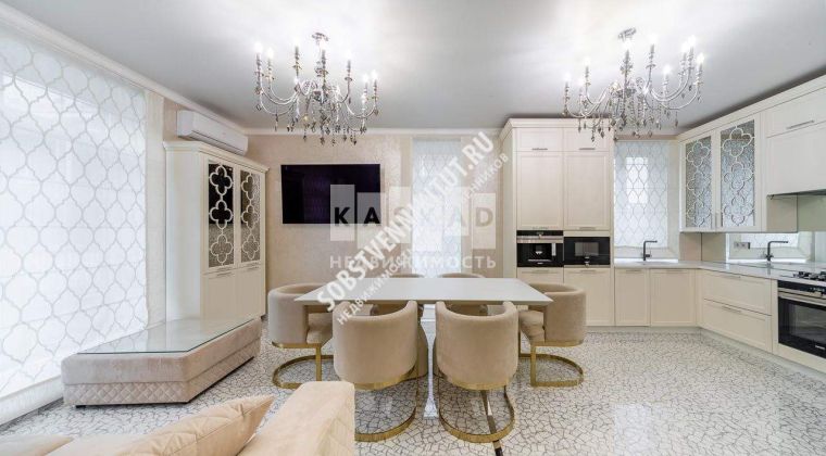 Объявление Дом, 140м2, 3 эт, 1 сот.