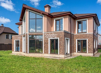 Объявление Дом, 450&nbsp;м&sup2;, 2 эт., 10 сот.