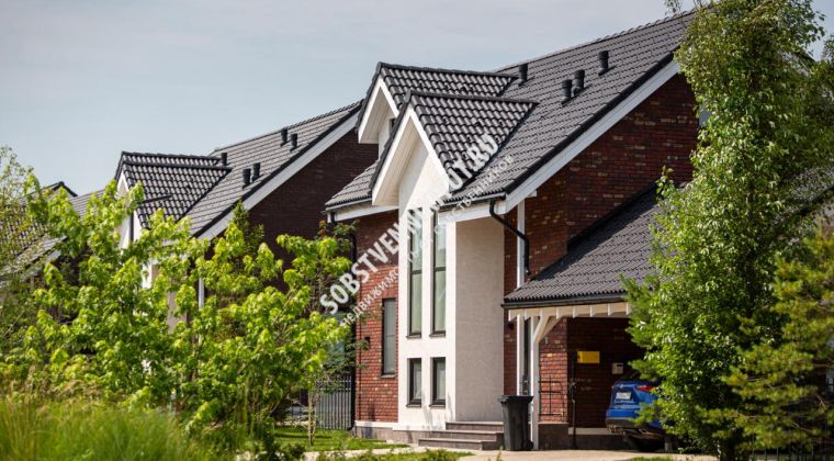 Объявление Дом, 180м2, 2 эт, 6 сот.