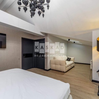 Объявление Дом, 140м2, 3 эт, 1 сот.