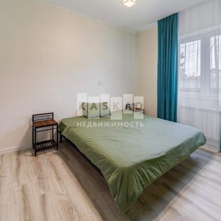 Объявление Дом, 160м2, 3 эт, 9 сот.