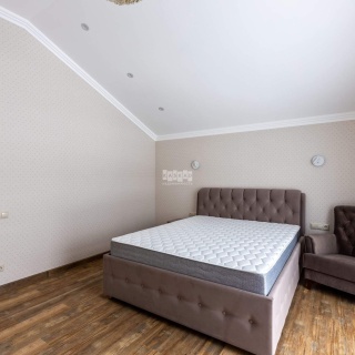 Объявление Дом, 200м2, 2 эт, 7 сот.