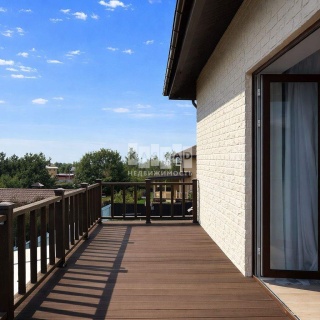 Объявление Дом, 200м2, 2 эт, 10 сот.