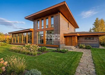 Объявление Дом, 700&nbsp;м&sup2;, 2 эт., 15 сот.