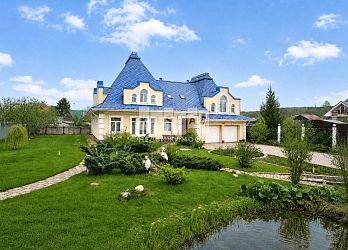Объявление Дом, 360&nbsp;м&sup2;, 2 эт., 20 сот.