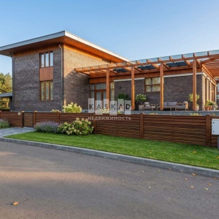 Объявление Дом, 700м2, 2 эт, 15 сот.