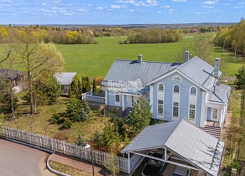 Объявление Дом, 400&nbsp;м&sup2;, 2 эт., 20 сот.