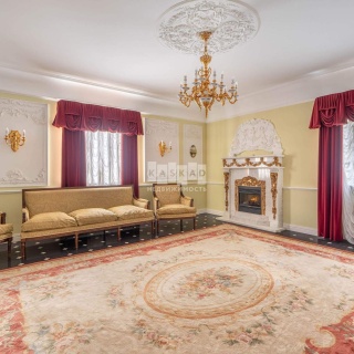 Объявление Дом, 650м2, 3 эт, 30 сот.