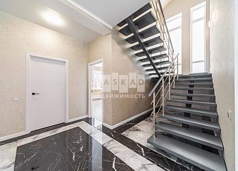 Объявление Дом, 220&nbsp;м&sup2;, 2 эт., 7.5 сот.