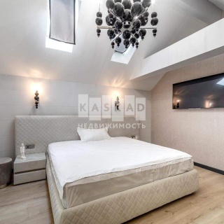 Объявление Дом, 140м2, 3 эт, 1 сот.