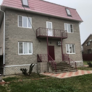 Объявление Дом, 390м2, 3 эт, 10 сот.