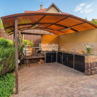 Объявление Дом, 600м2, 3 эт, 30 сот.