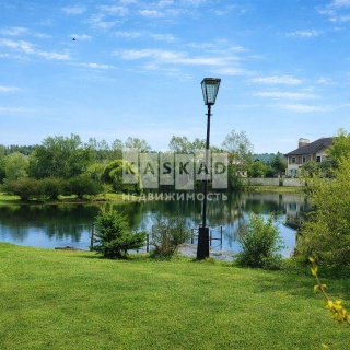 Объявление Дом, 450м2, 3 эт, 16 сот.