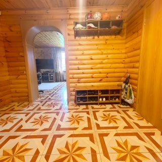 Объявление Дом, 270м2, 3 эт, 30 сот.