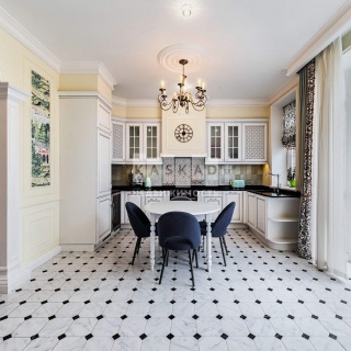 Объявление Дом, 150м2, 3 эт, 3 сот.