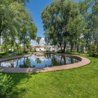 Объявление Дом, 200м2, 2 эт, 5.2 сот.