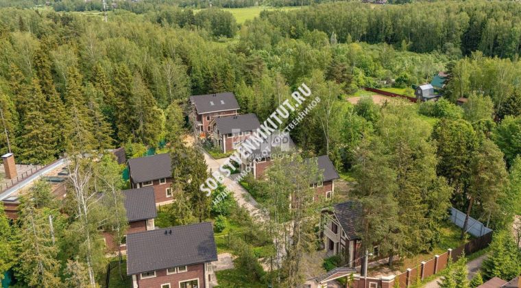 Объявление Дом, 300м2, 2 эт, 12.5 сот.