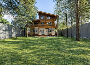 Объявление Дом, 280&nbsp;м&sup2;, 3 эт., 14 сот.