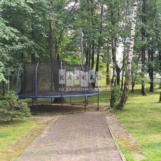 Объявление Дом, 180м2, 3 эт, 1 сот.