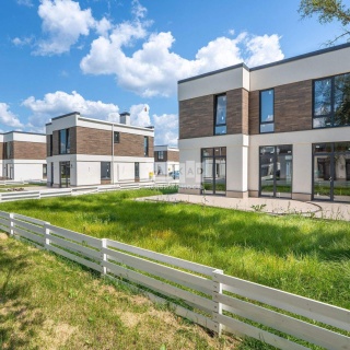 Объявление Дом, 200м2, 2 эт, 5.2 сот.