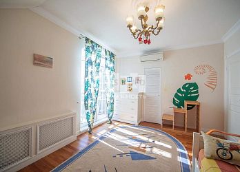 Объявление Дом, 200 м², 2 эт., 15 сот.