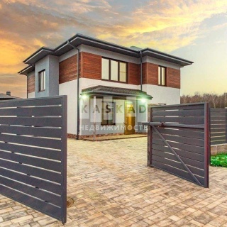 Объявление Дом, 200м2, 2 эт, 10 сот.