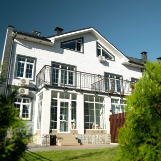 Объявление Дом, 146.2м2, 3 эт, 1.4 сот.