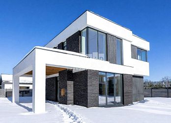 Объявление Дом, 200&nbsp;м&sup2;, 2 эт., 6 сот.