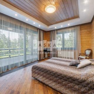 Объявление Дом, 300м2, 2 эт, 37 сот.