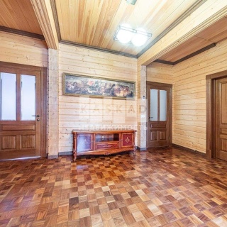 Объявление Дом, 300м2, 2 эт, 37 сот.