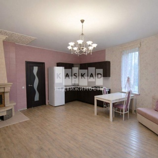 Объявление Дом, 200м2, 3 эт, 6 сот.