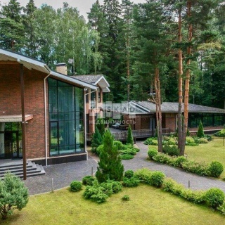 Объявление Дом, 500м2, 3 эт, 25 сот.